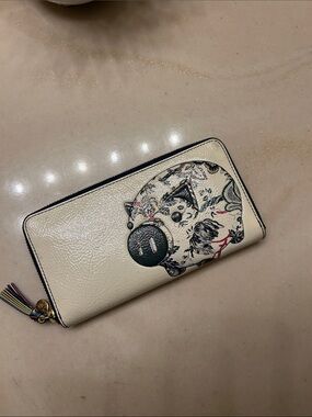 Tory Burch  Zip-Around Wallet with Multicolor Tassel